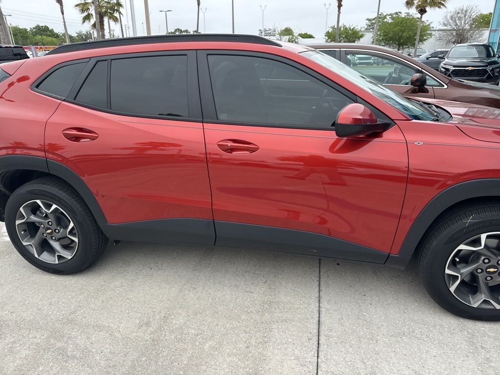 Used 2024 Chevrolet Trax LT SUV