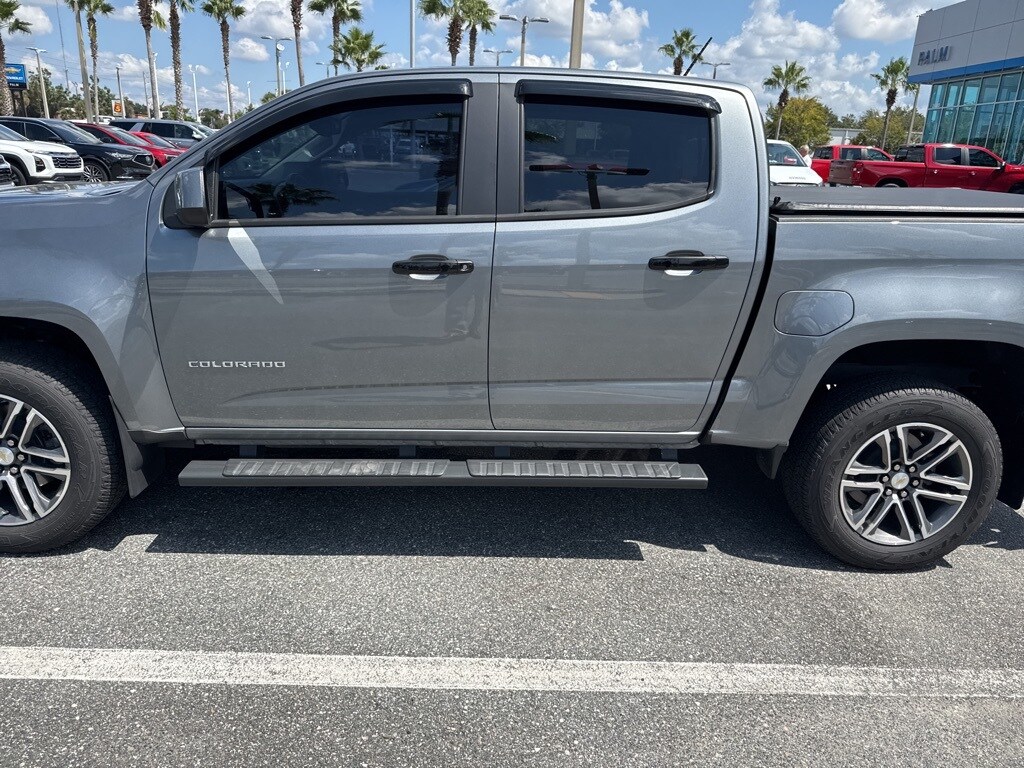 2021 Chevrolet Colorado LT photo 2