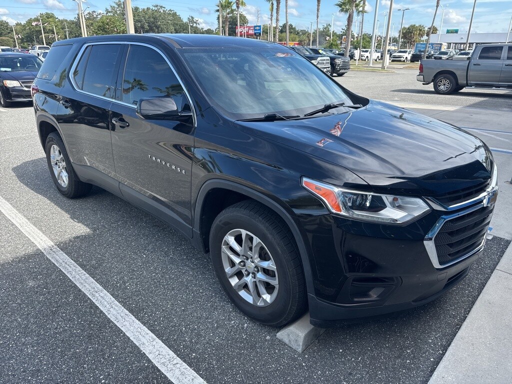 2020 Chevrolet Traverse 1LS photo 3
