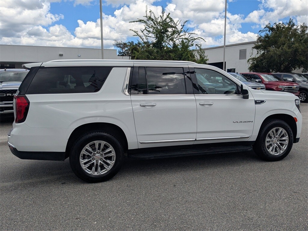 2024 Gmc Yukon XL SLT photo 2