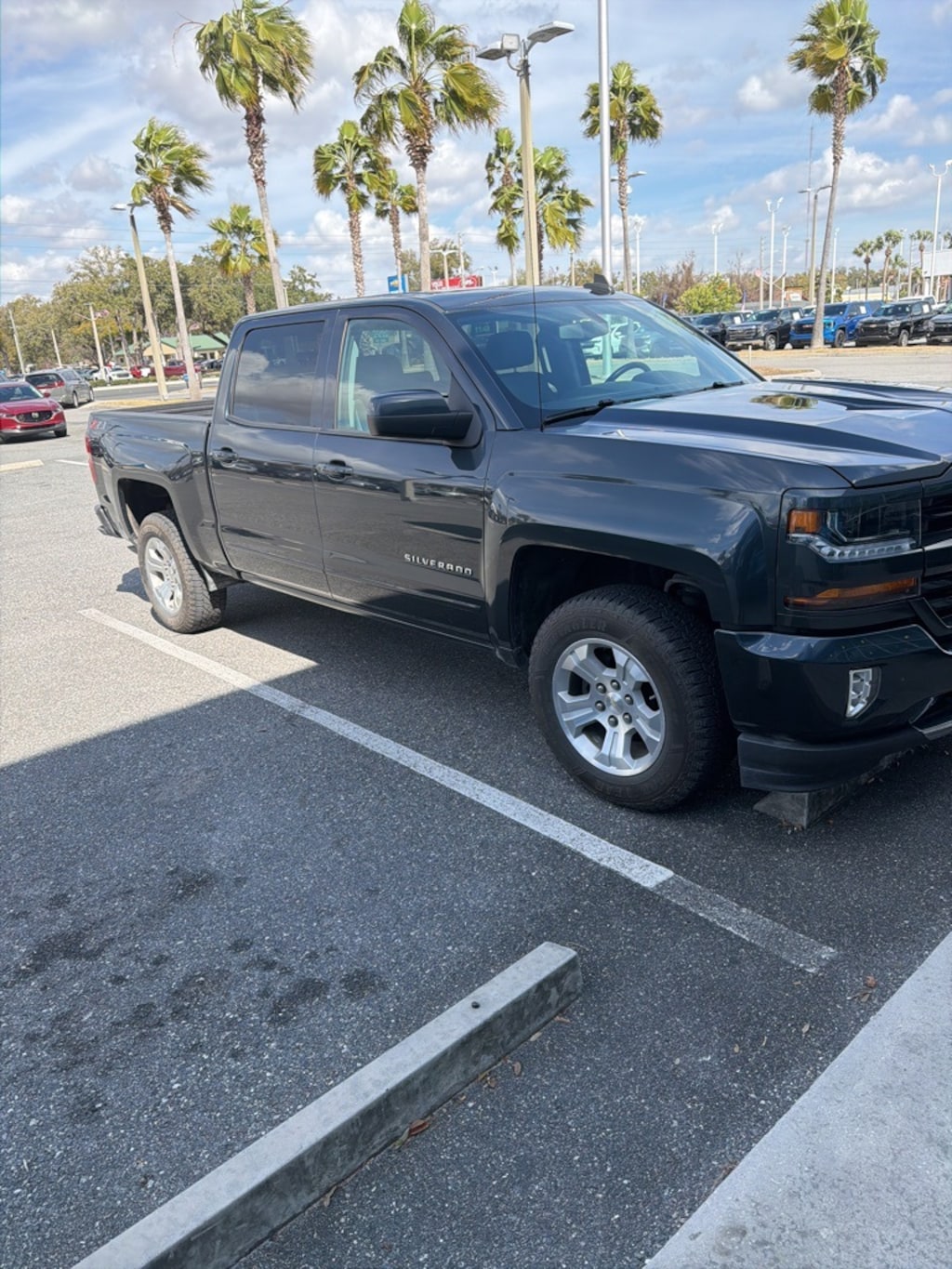 Used 2018 Chevrolet Silverado 1500 LT Truck Crew Cab