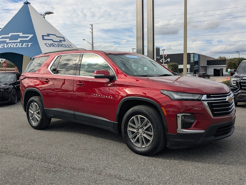 Certified 2023 Chevrolet Traverse LT Cloth w/1LT SUV