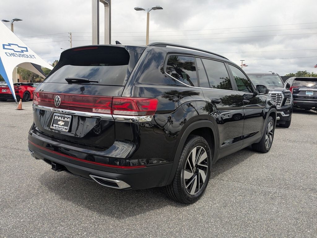 Used 2024 Volkswagen Atlas 2.0T SE w/Technology SUV