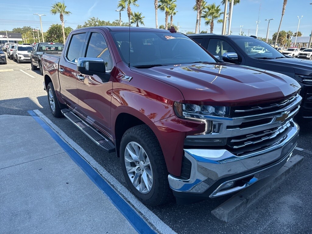 2021 Chevrolet Silverado 1500 LTZ photo 3