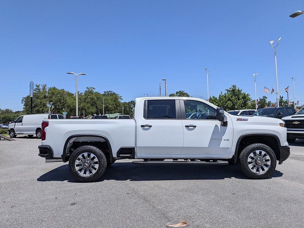 New 2026 Chevrolet Silverado 2500 HD Custom Truck Crew Cab