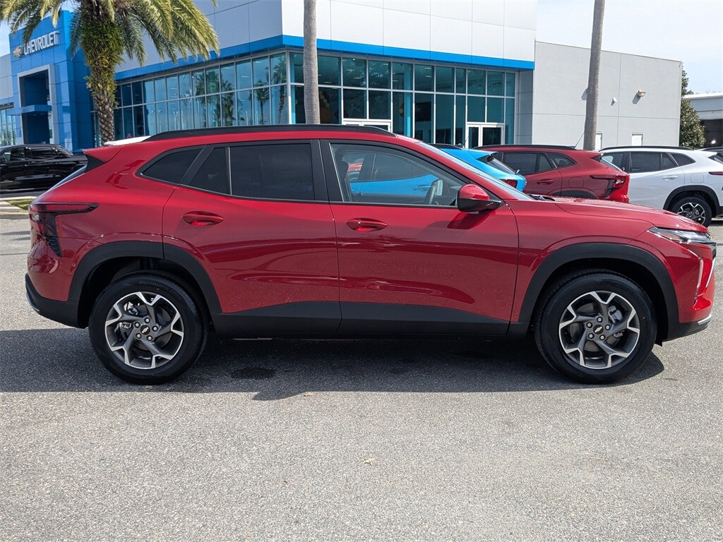 New 2026 Chevrolet Trax LT SUV