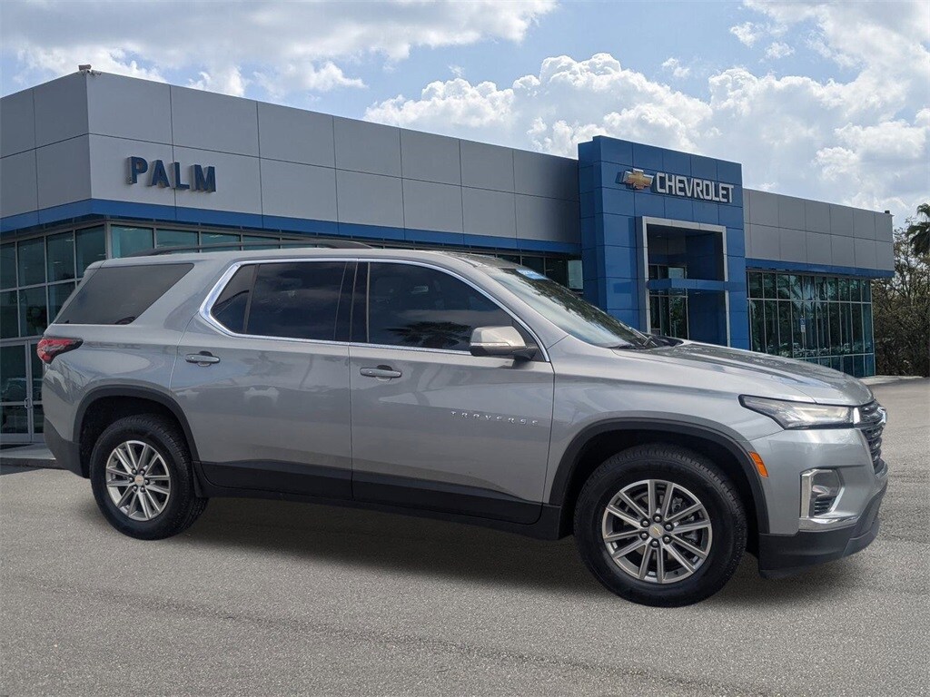 Used 2023 Chevrolet Traverse LT Cloth w/1LT SUV
