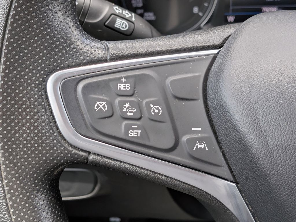 2023 Chevrolet Equinox LS - Photo 22