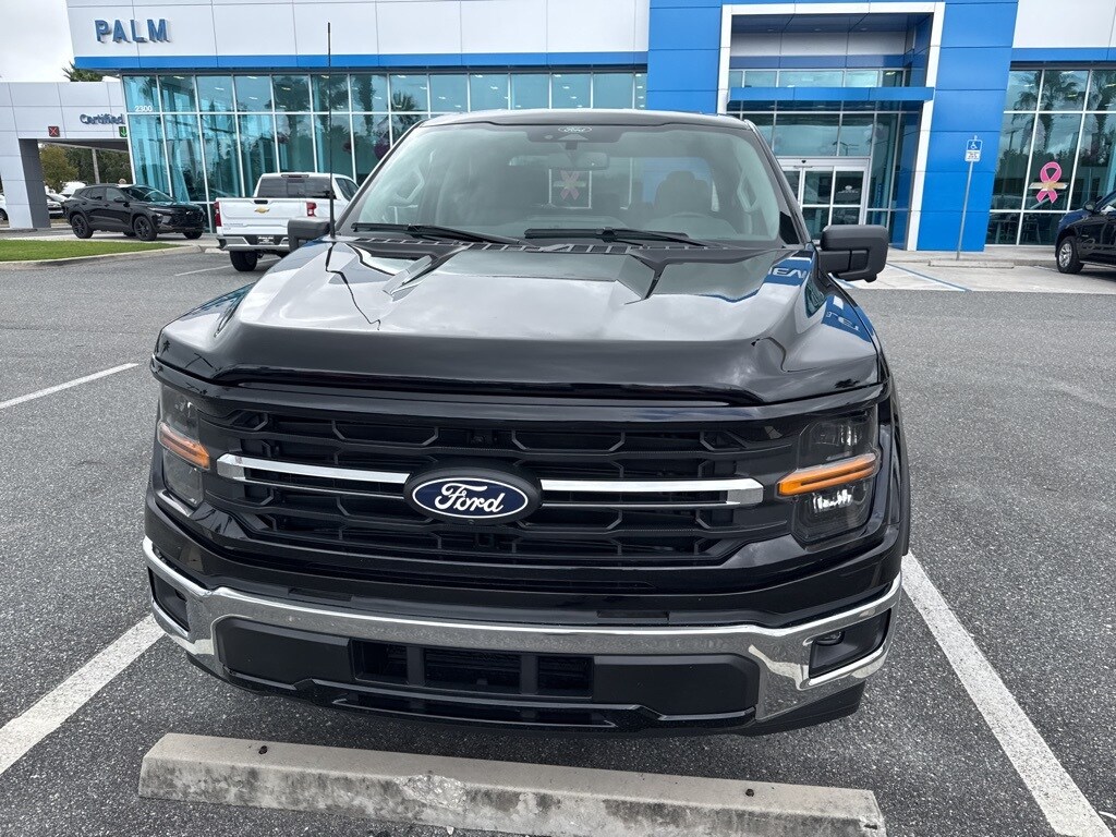 2024 Ford F-150 XLT photo 2