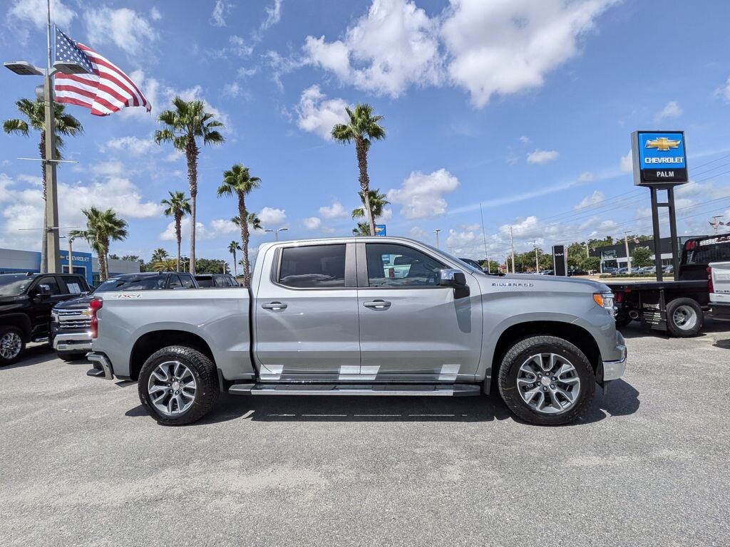 New 2026 Chevrolet Silverado 1500 LT w/1LT Truck Crew Cab