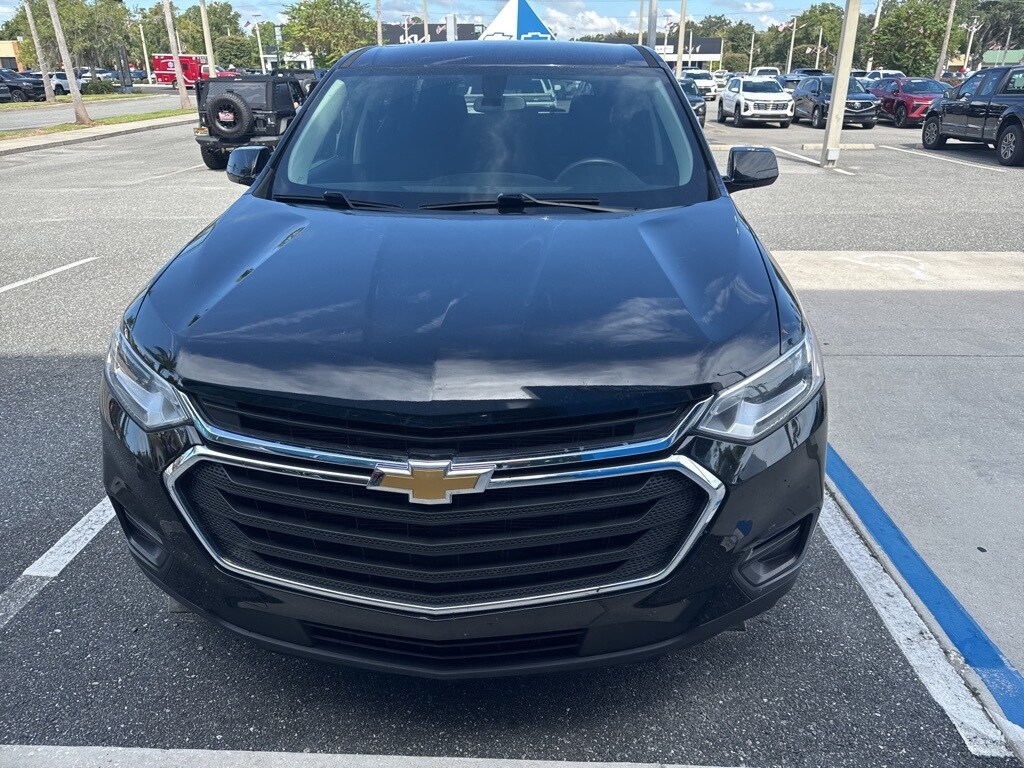 2020 Chevrolet Traverse 1LS photo 2