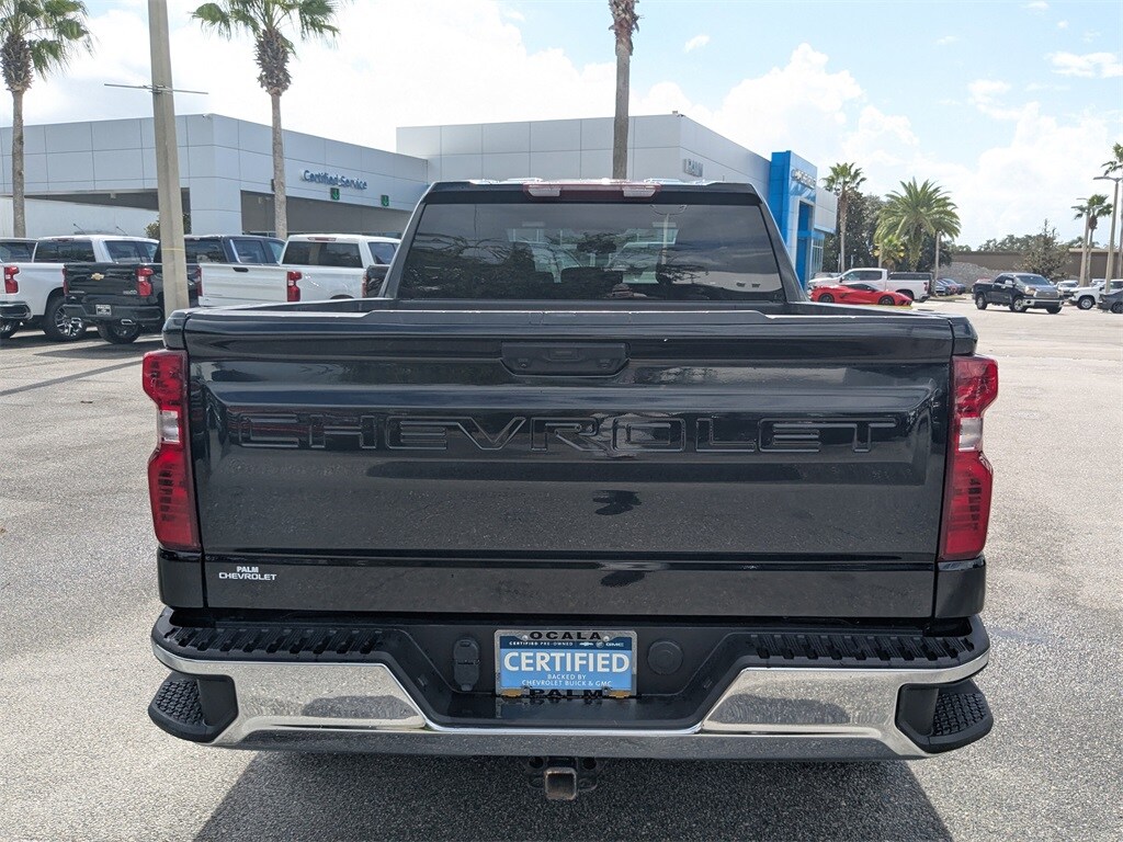 2024 Chevrolet Silverado 1500 LT photo 3