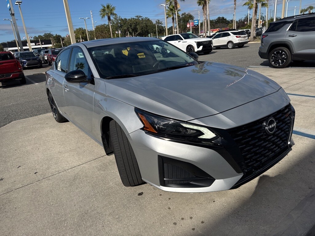 Used 2023 Nissan Altima 2.5 SR Sedan