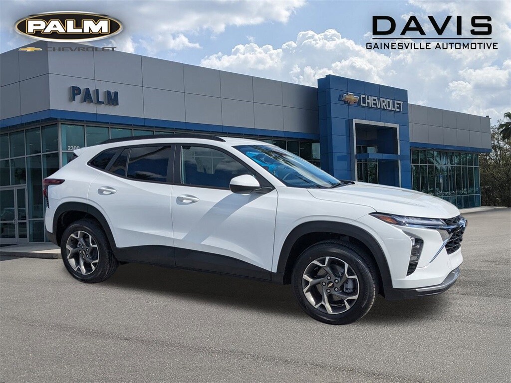 New 2026 Chevrolet Trax LT SUV