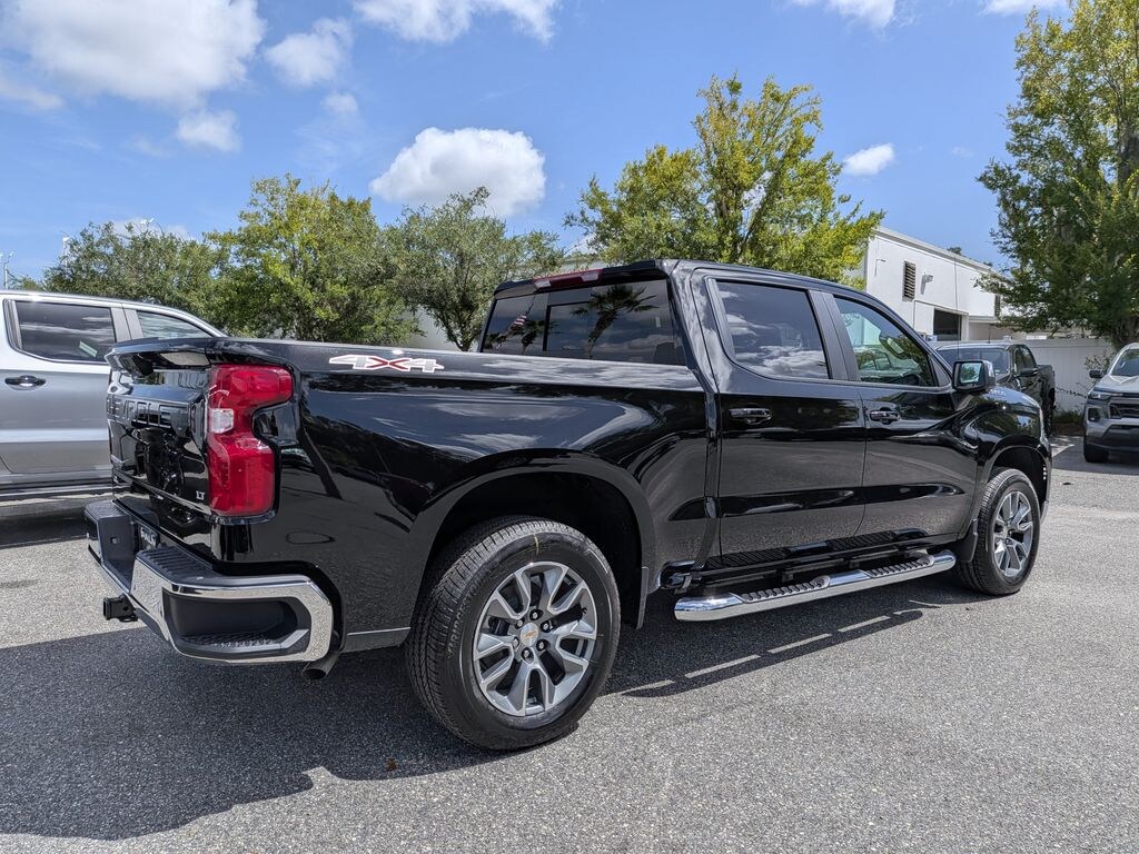 New 2026 Chevrolet Silverado 1500 LT w/1LT Truck Crew Cab