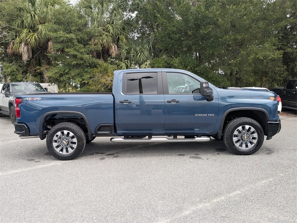 New 2026 Chevrolet Silverado 2500 HD Custom Truck Crew Cab