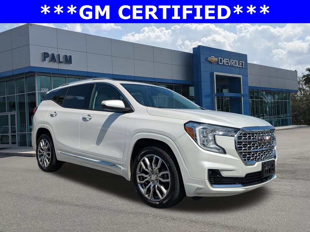 2022 GMC Terrain Denali AWD's photo