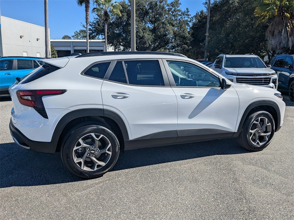 New 2026 Chevrolet Trax LT SUV