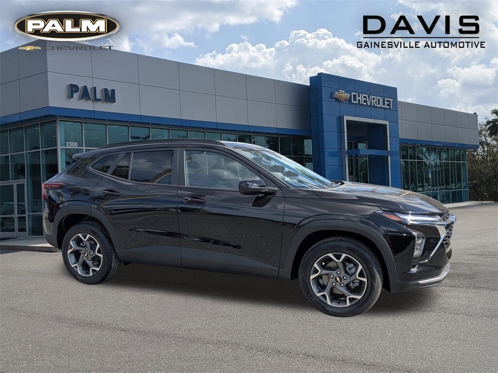 New 2026 Chevrolet Trax LT SUV