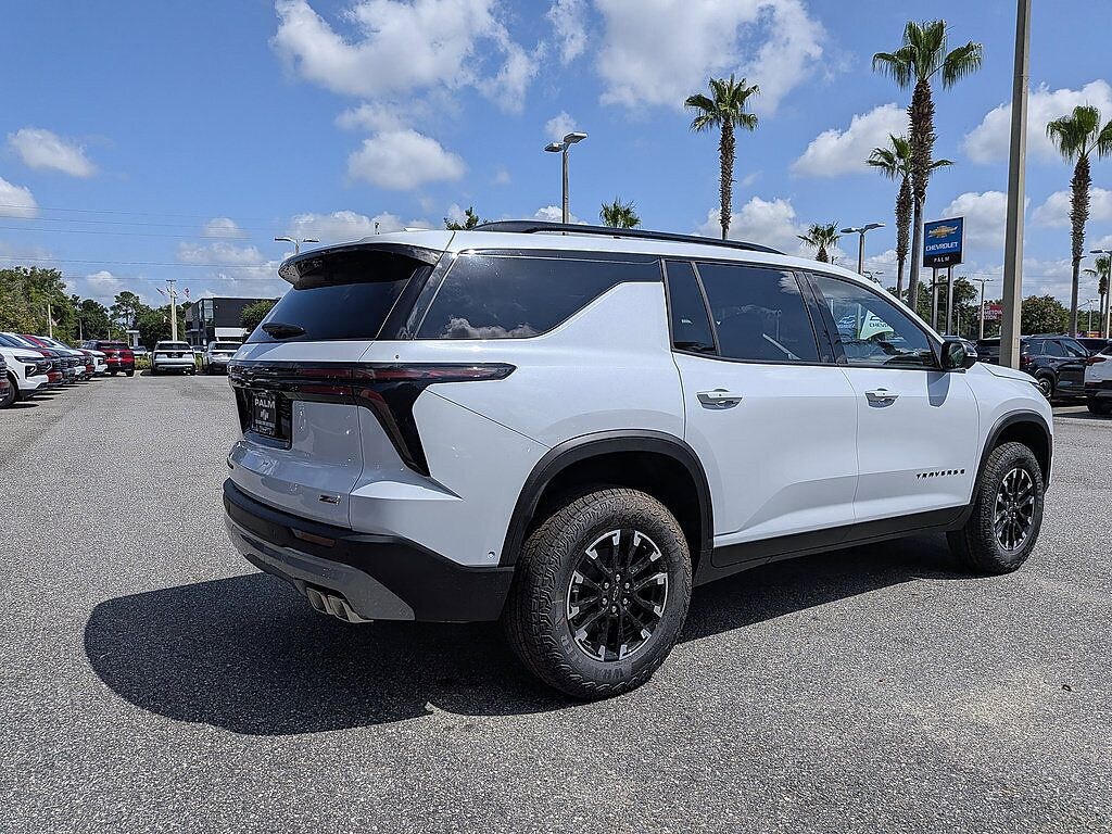 New 2026 Chevrolet Traverse Z71 SUV