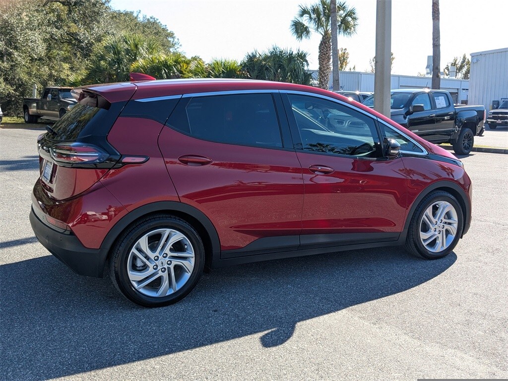 2022 Chevrolet Bolt EV 1LT photo 3