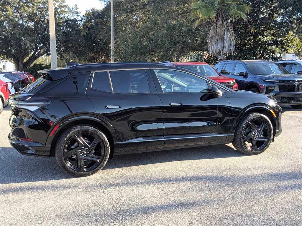 2026 Chevrolet Equinox EV 3RS photo 3