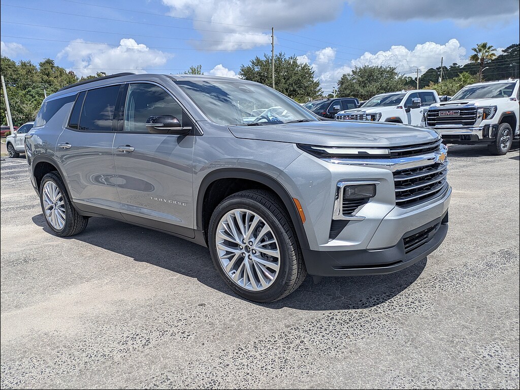 New 2027 Chevrolet Traverse FWD LT