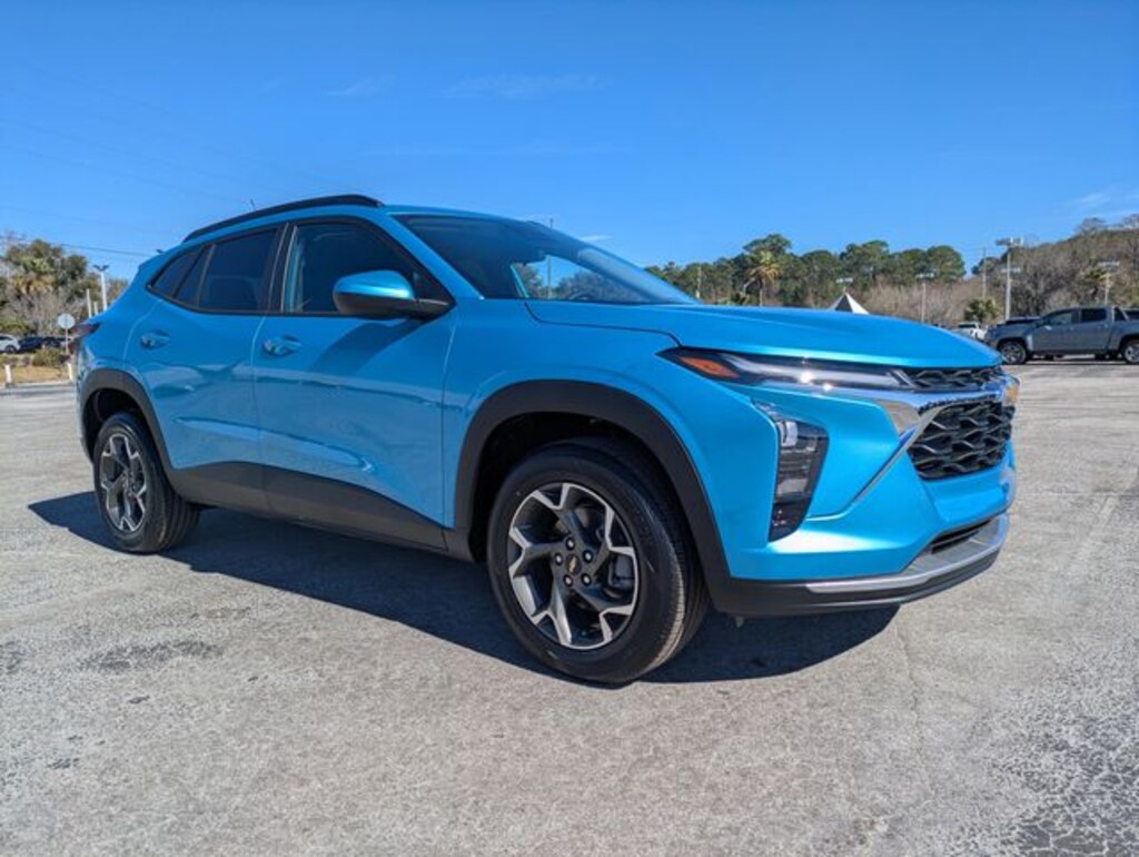 New 2026 Chevrolet Trax LT SUV
