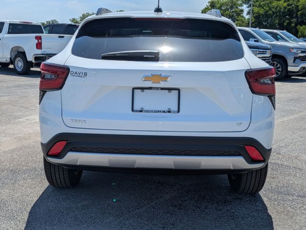 New 2026 Chevrolet Trax LT SUV
