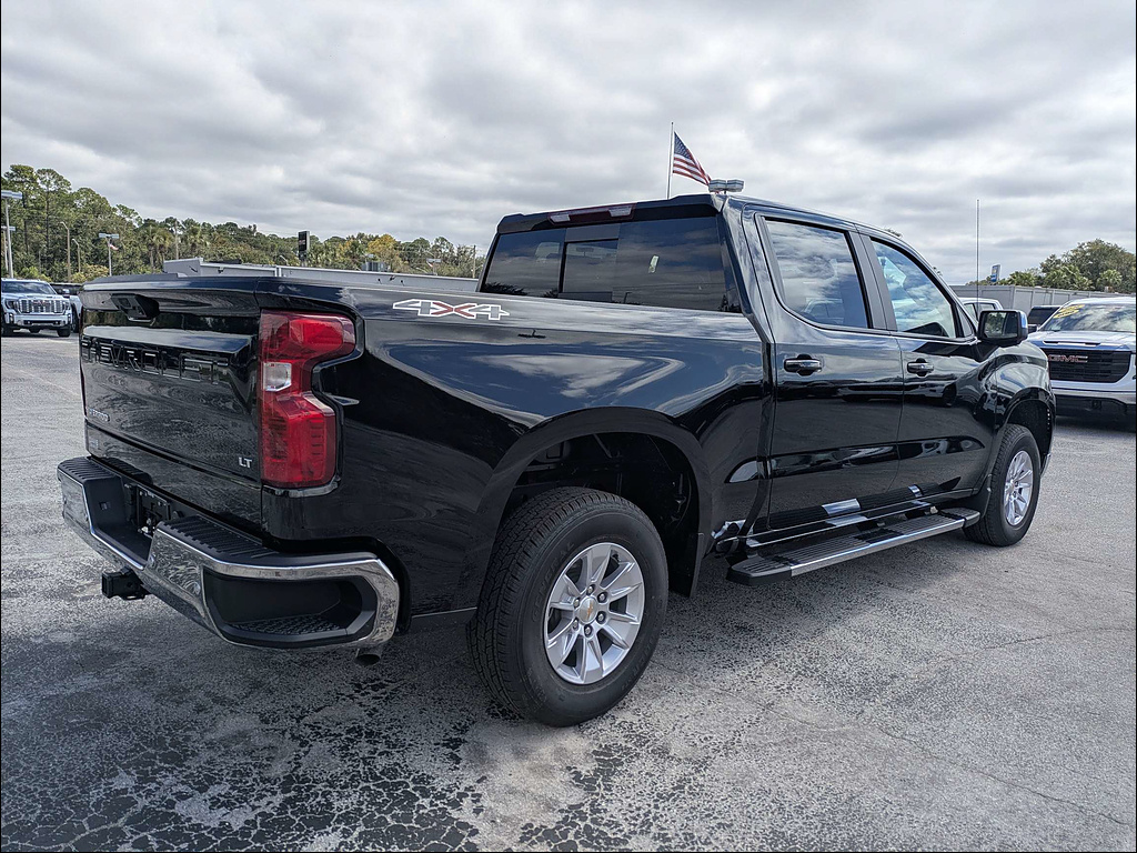 New 2026 Chevrolet Silverado 1500 4WD Crew Cab Standard Bed LT
