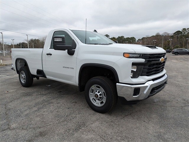 2025 Chevrolet Silverado 2500HD Work Truck photo 2