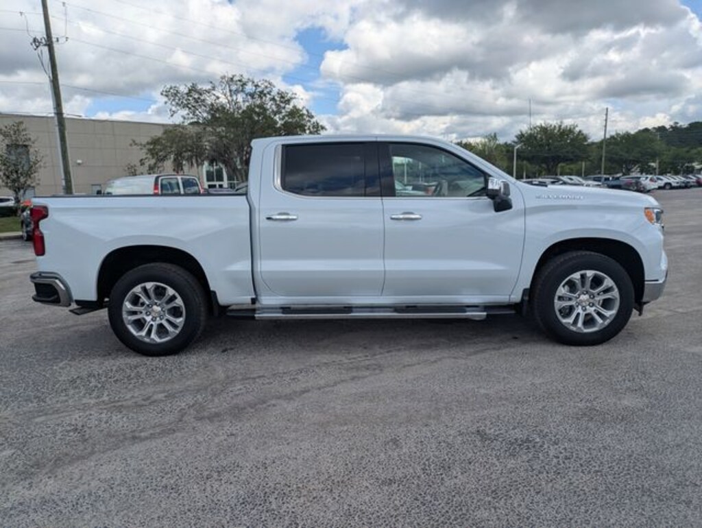New 2026 Chevrolet Silverado 1500 LTZ Truck Crew Cab