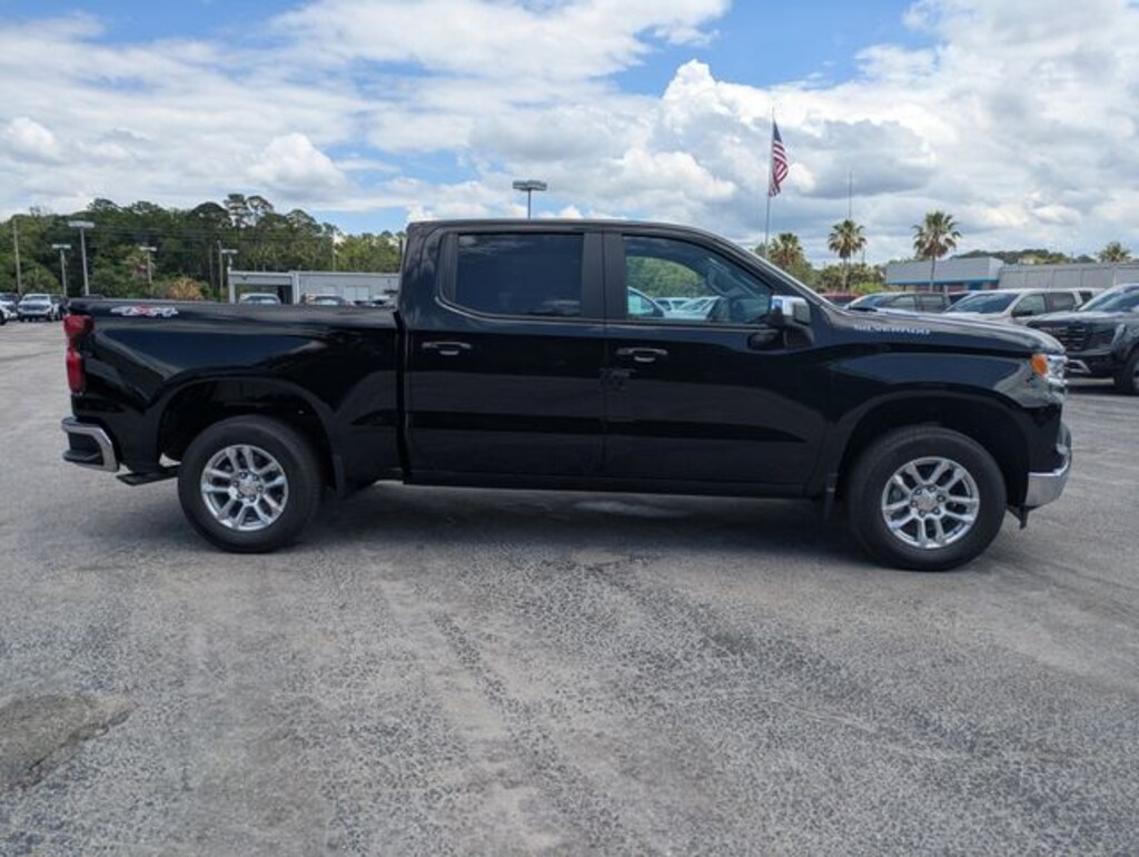 New 2026 Chevrolet Silverado 1500 LT Truck Crew Cab