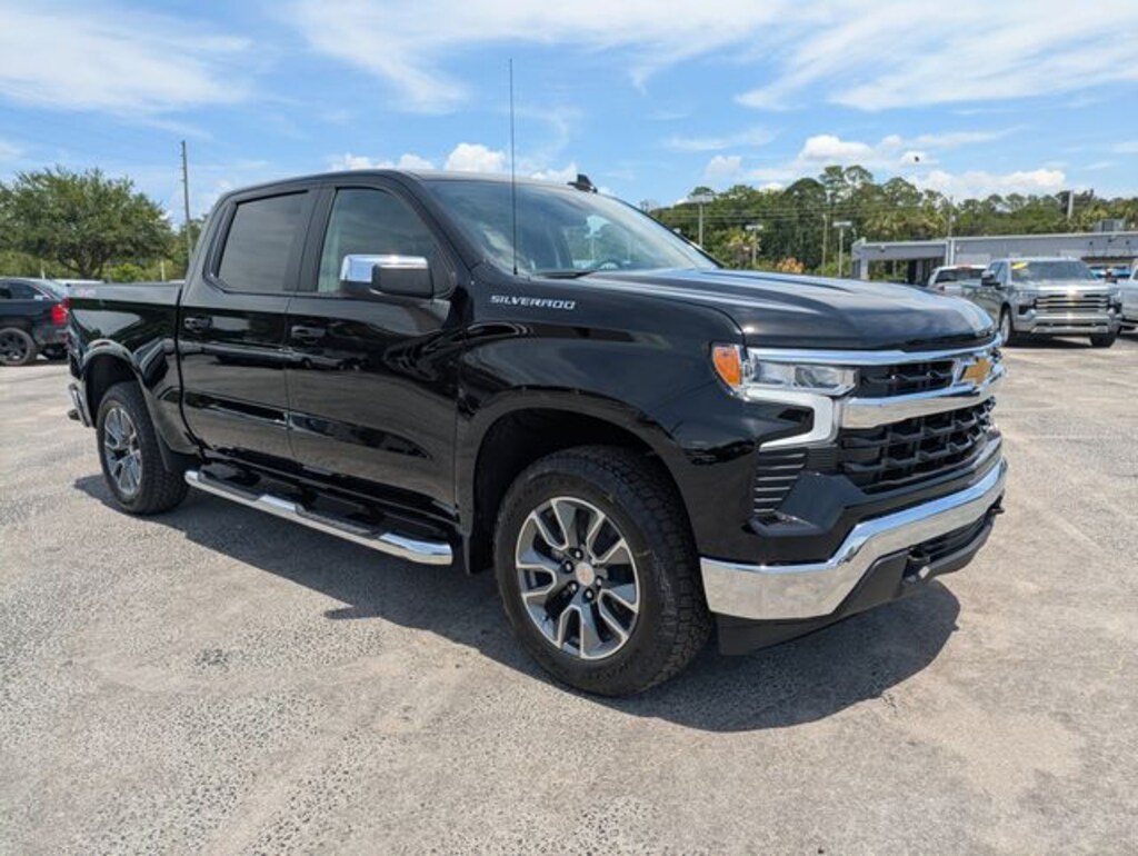 New 2026 Chevrolet Silverado 1500 LT w/1LT Truck Crew Cab