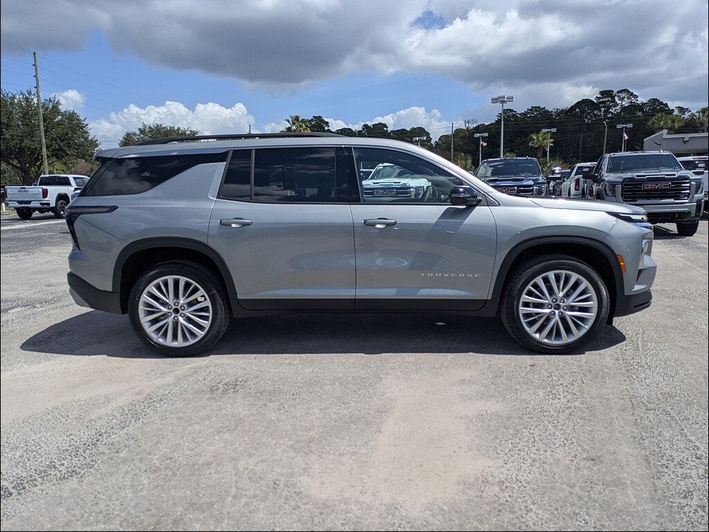 New 2027 Chevrolet Traverse FWD LT