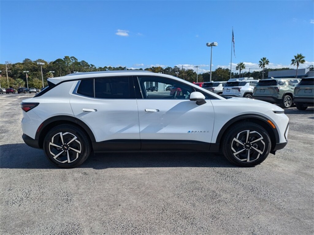 New 2026 Chevrolet Equinox EV LT 2 SUV