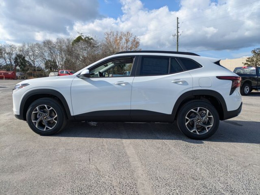 New 2026 Chevrolet Trax LT SUV