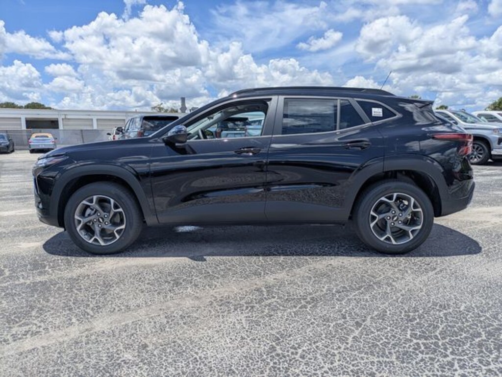 New 2026 Chevrolet Trax LT SUV