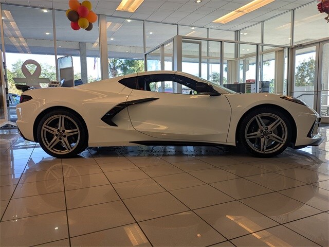 2026 Chevrolet Corvette Stingray 2LT photo 3