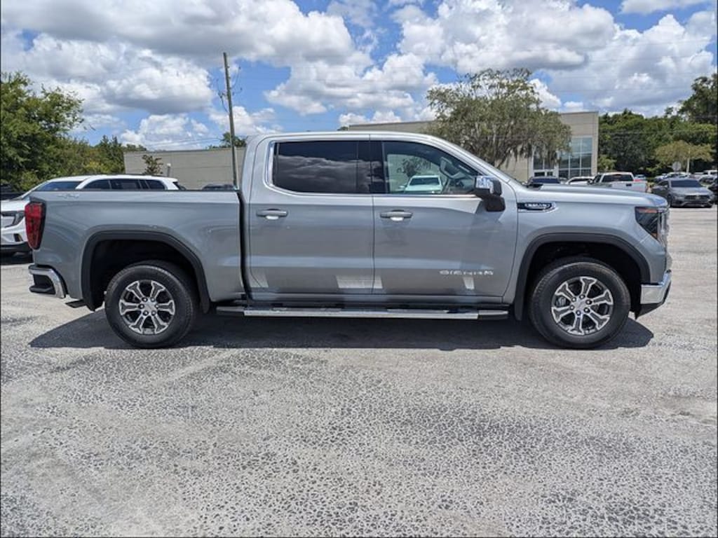 New 2026 GMC Sierra 1500 Crew Cab, Short Bed, SLE, 4WD Truck Crew Cab