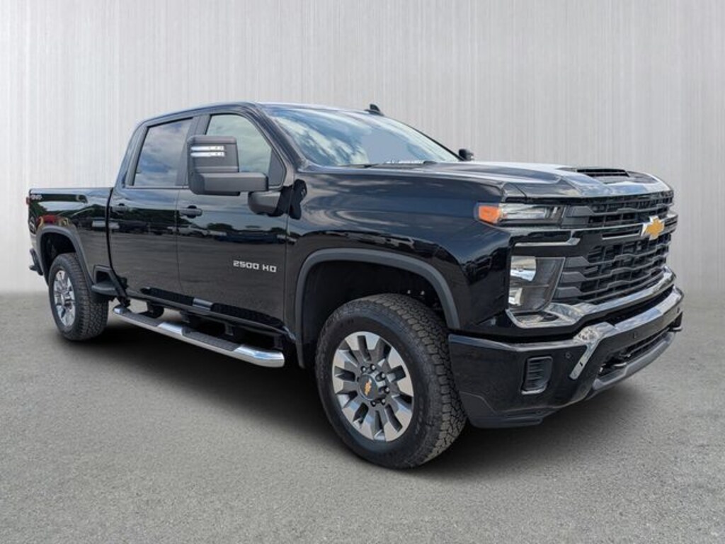 New 2026 Chevrolet Silverado 2500 HD Custom Truck Crew Cab