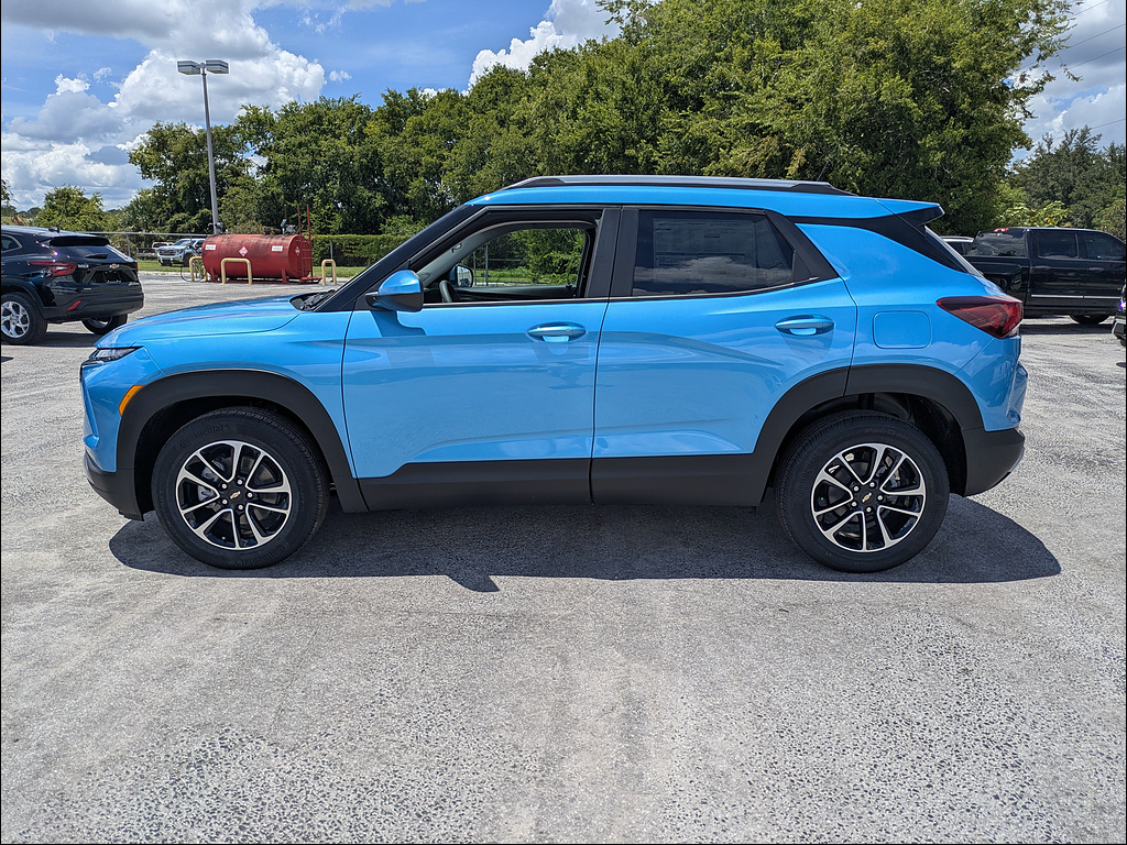 New 2026 Chevrolet Trailblazer FWD LT SUV