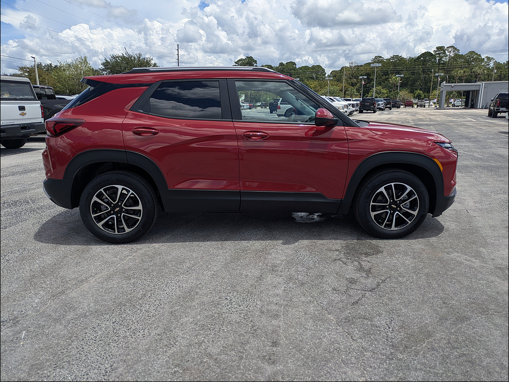 2026 Chevrolet Trailblazer LT - Photo 3