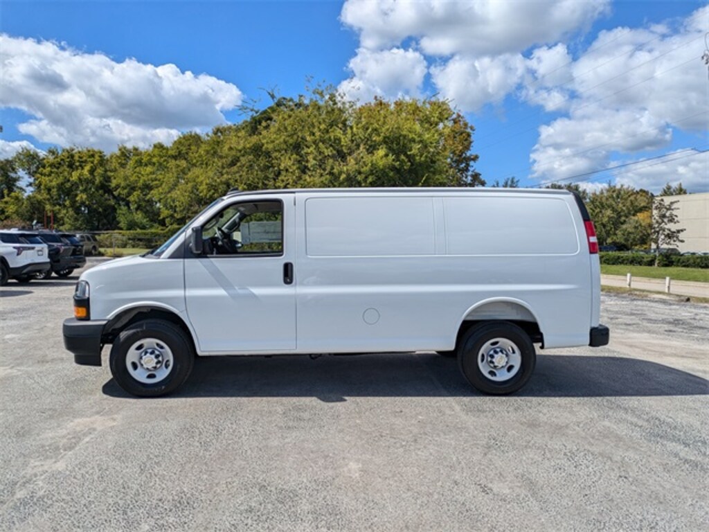 New 2025 Chevrolet Express Cargo 2500 Work Van Van Cargo Van