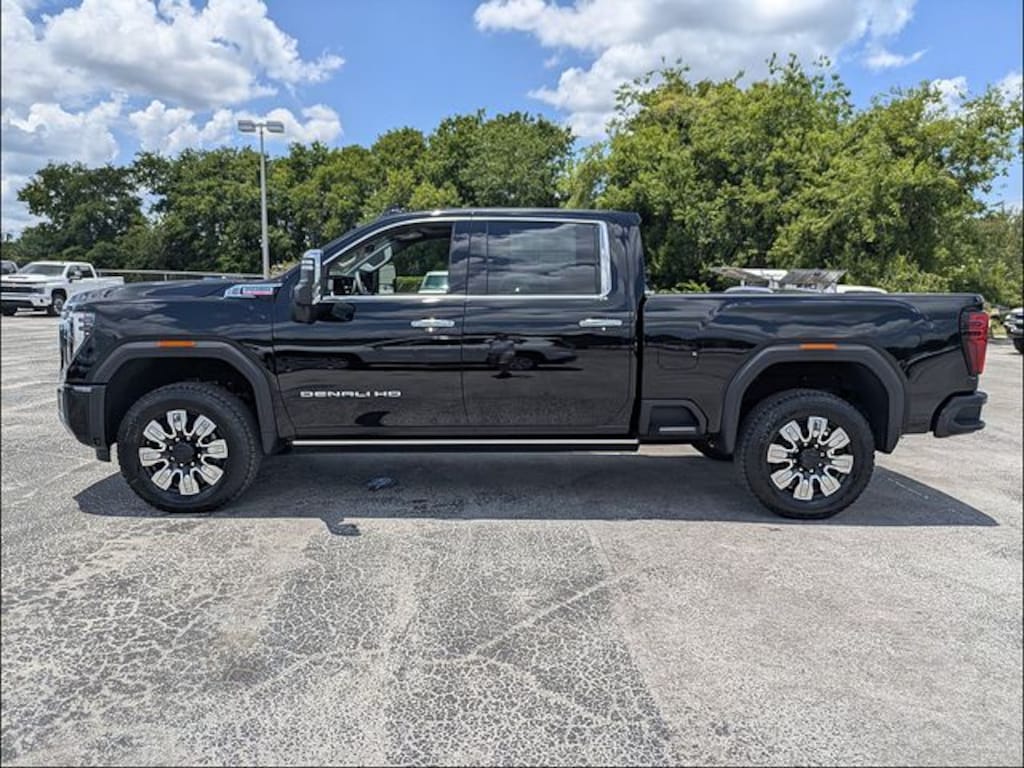 New 2026 GMC Sierra 2500 HD Denali Truck Crew Cab