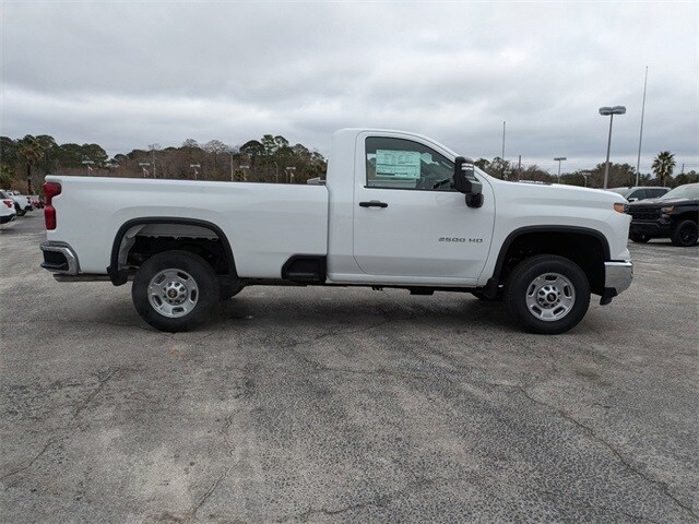 2025 Chevrolet Silverado 2500HD Work Truck photo 3
