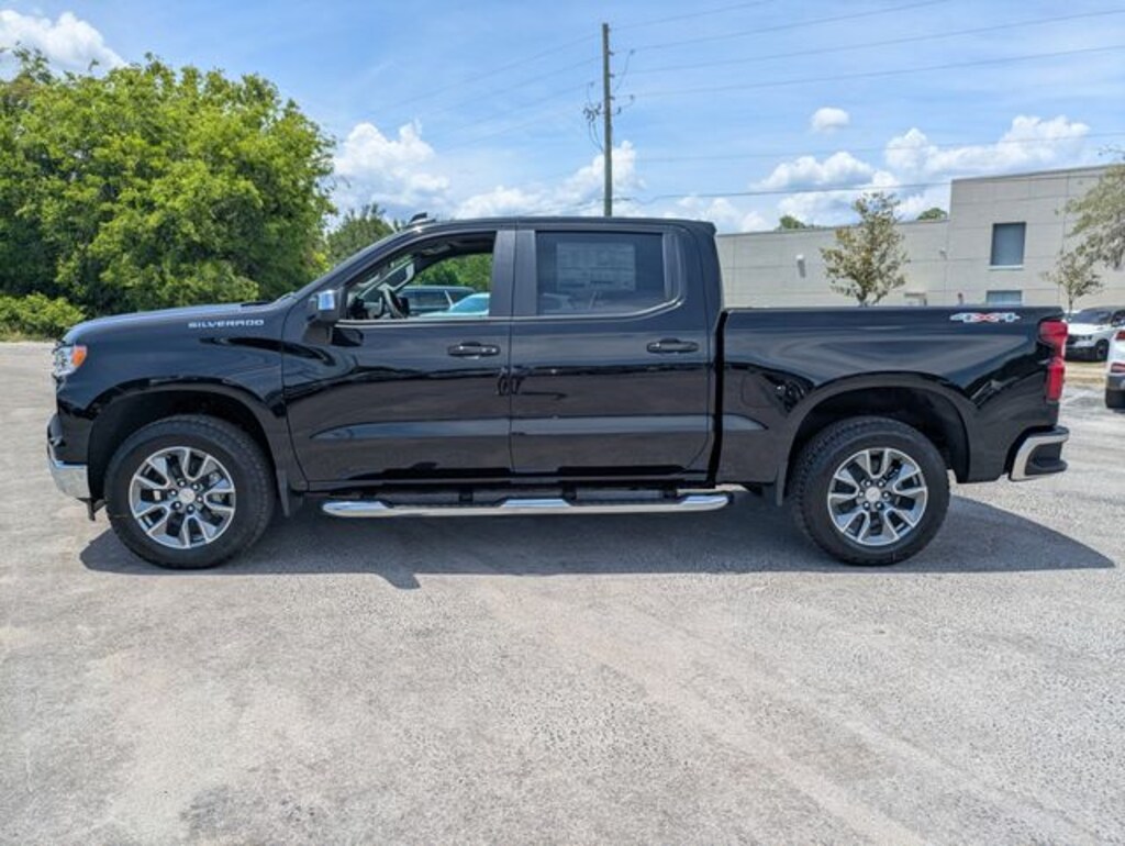 New 2026 Chevrolet Silverado 1500 LT w/1LT Truck Crew Cab