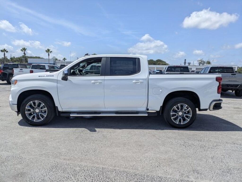 New 2026 Chevrolet Silverado 1500 LT w/1LT Truck Crew Cab