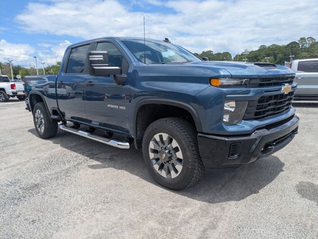 New 2026 Chevrolet Silverado 2500 HD Custom Truck Crew Cab