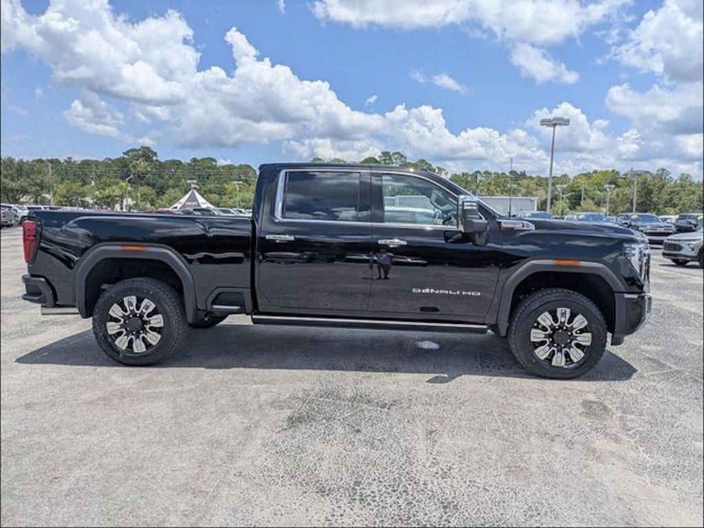 New 2026 GMC Sierra 2500 HD Denali Truck Crew Cab
